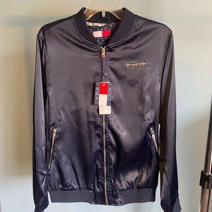 Tommy Hilfiger BRAND NEW SUPER CLEAN BOMBER JACKET
